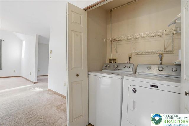 2144 Hill Road, Chestnuthill Twp, PA 18330