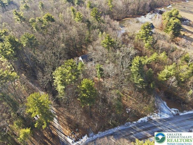 2144 Hill Road, Chestnuthill Twp, PA 18330