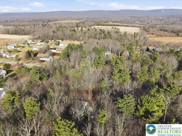 2144 Hill Road, Chestnuthill Twp, PA 18330