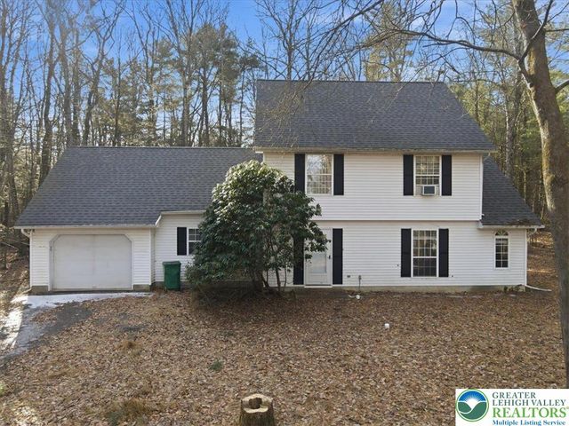 2144 Hill Road, Chestnuthill Twp, PA 18330