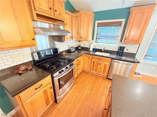 35975 Matoma Boulevard, Eastlake, OH 44095