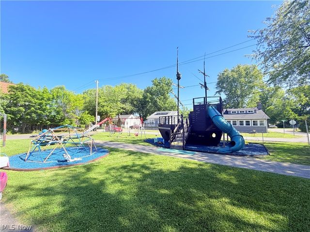 35975 Matoma Boulevard, Eastlake, OH 44095