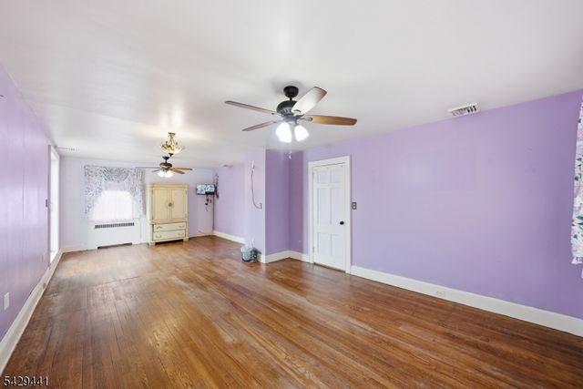748 Livingston Rd, Elizabeth City, NJ 07208