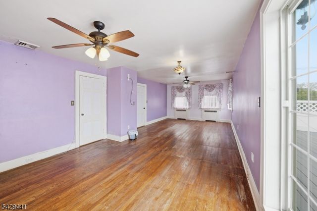 748 Livingston Rd, Elizabeth City, NJ 07208