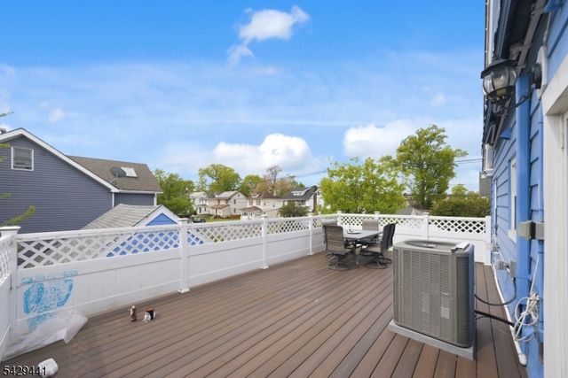 748 Livingston Rd, Elizabeth City, NJ 07208