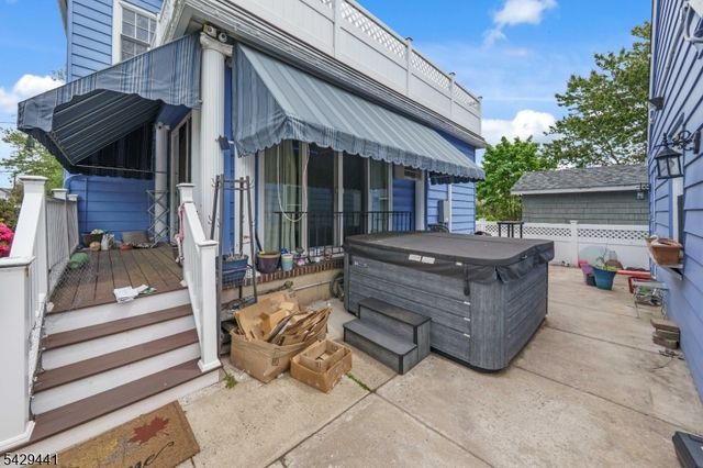 748 Livingston Rd, Elizabeth City, NJ 07208