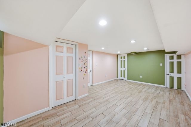 748 Livingston Rd, Elizabeth City, NJ 07208