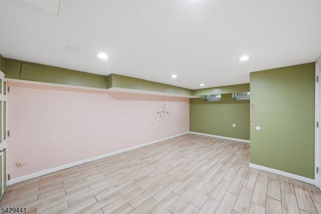 748 Livingston Rd, Elizabeth City, NJ 07208