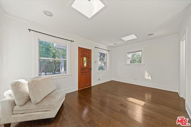 810 Navy Street, Santa Monica, CA 90405