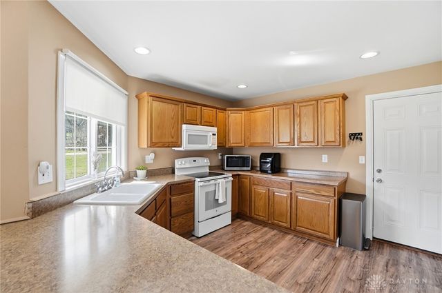 159 Old Salem Road, Clayton, OH 45415