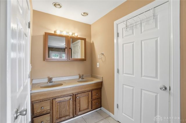 159 Old Salem Road, Clayton, OH 45415