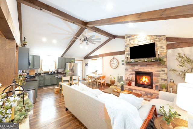 206 Hedden Road, Murphy, NC 28906