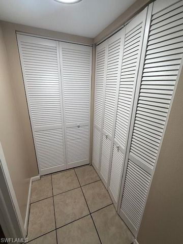 4900 Biscayne DR # 12, Naples, FL 34112