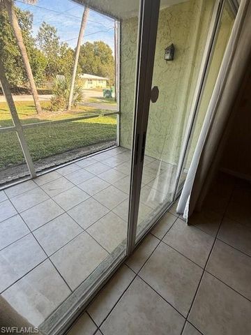 4900 Biscayne DR # 12, Naples, FL 34112