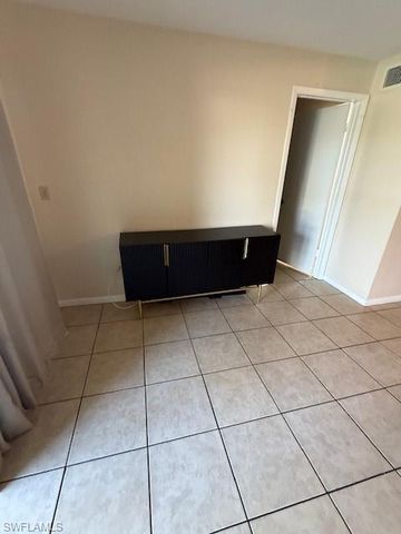 4900 Biscayne DR # 12, Naples, FL 34112