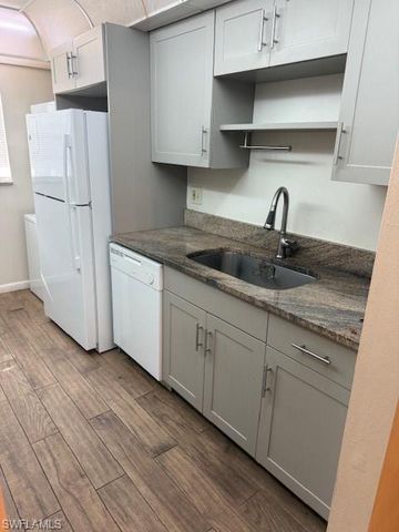 4900 Biscayne DR # 12, Naples, FL 34112