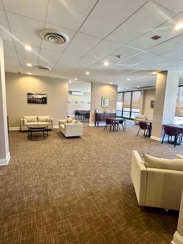 1636 N Wells Street 2214, Chicago, IL 60614