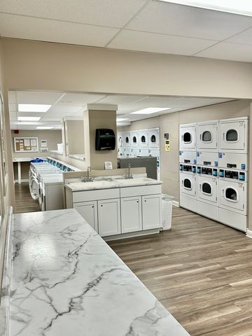 1636 N Wells Street 2214, Chicago, IL 60614