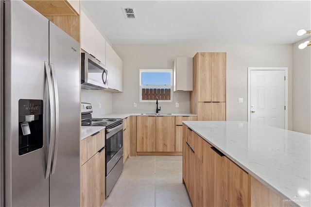 307 W Campeche Street 1, Alton, TX 78573