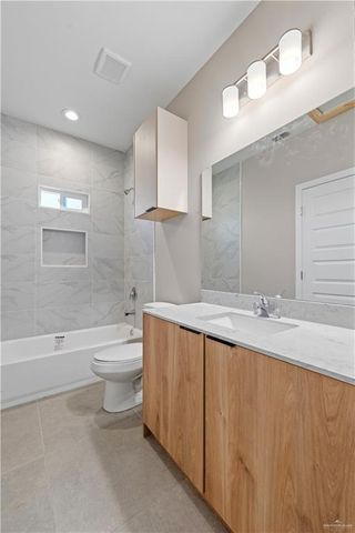 307 W Campeche Street 1, Alton, TX 78573