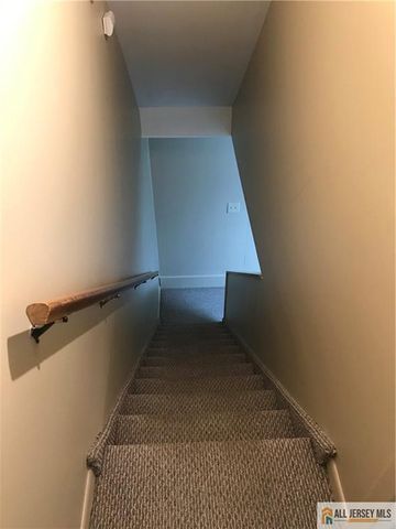 819 Cricket Lane, Woodbridge Proper, NJ 07095