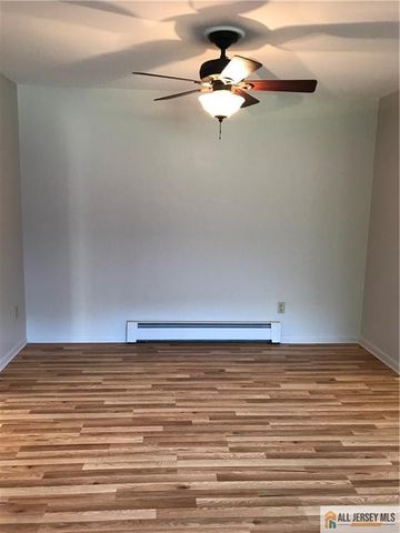 819 Cricket Lane, Woodbridge Proper, NJ 07095