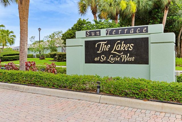 1220 NW Sun Terrace Circle C, Port St. Lucie, FL 34986