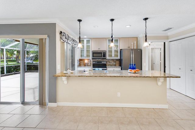 1220 NW Sun Terrace Circle C, Port St. Lucie, FL 34986