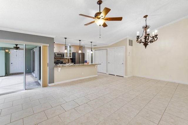 1220 NW Sun Terrace Circle C, Port St. Lucie, FL 34986