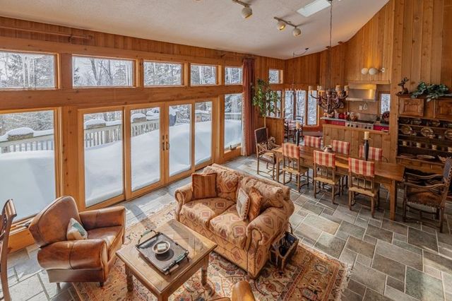 20 Blackberry Lane, Peru, VT 05152