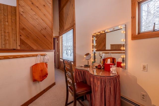 20 Blackberry Lane, Peru, VT 05152