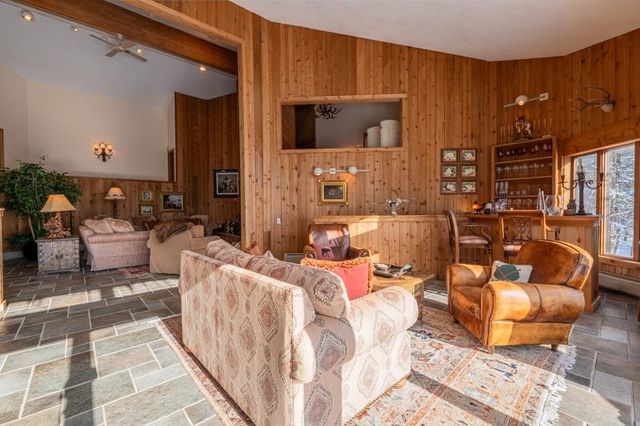 20 Blackberry Lane, Peru, VT 05152