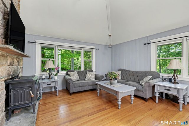 1 Lookout Drive, Ridgefield, CT 06877