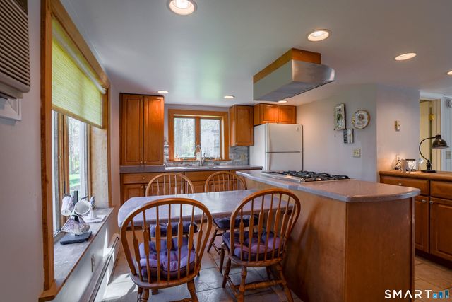 1 Lookout Drive, Ridgefield, CT 06877