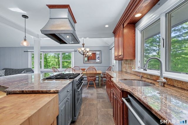 1 Lookout Drive, Ridgefield, CT 06877