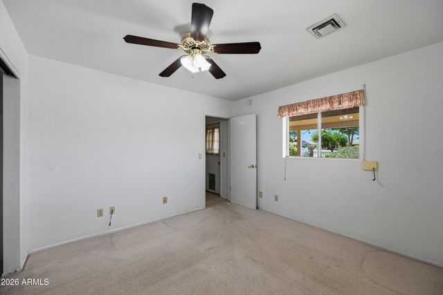6233 E CAMELOT Drive, Mesa, AZ 85215