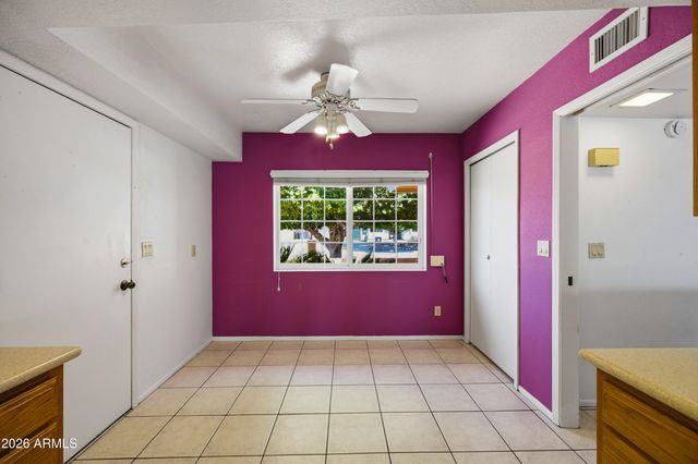 6233 E CAMELOT Drive, Mesa, AZ 85215