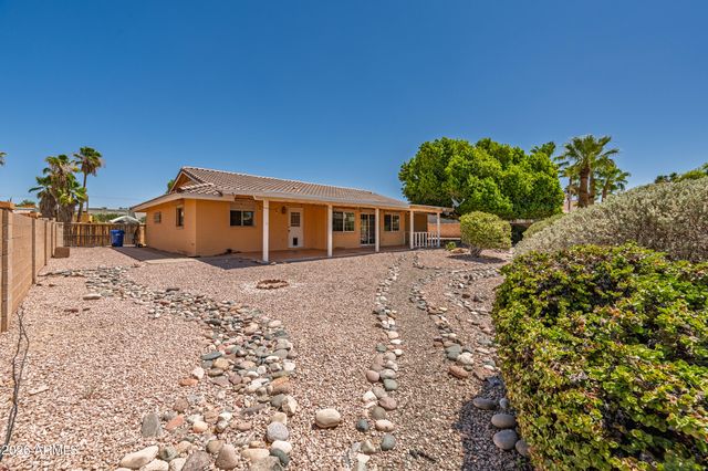 6233 E CAMELOT Drive, Mesa, AZ 85215