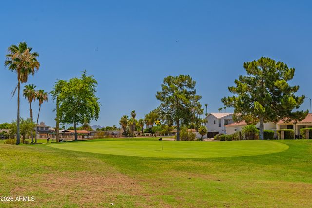 6233 E CAMELOT Drive, Mesa, AZ 85215