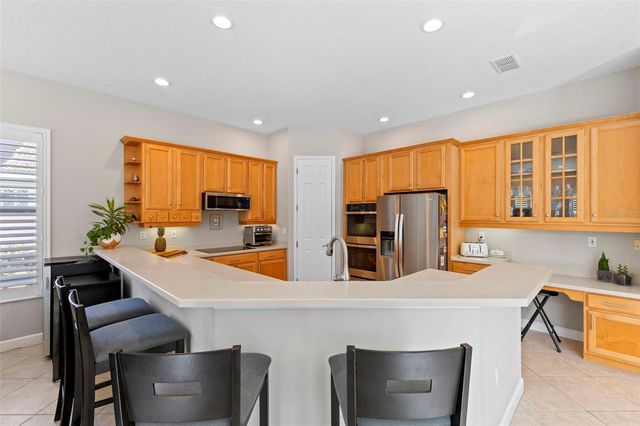 6840 COYOTE RIDGE COURT, Bradenton, FL 34201