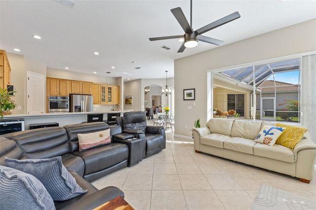 6840 COYOTE RIDGE COURT, Bradenton, FL 34201