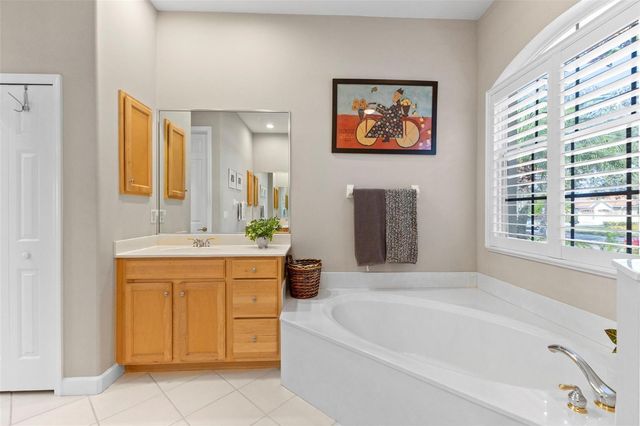 6840 COYOTE RIDGE COURT, Bradenton, FL 34201