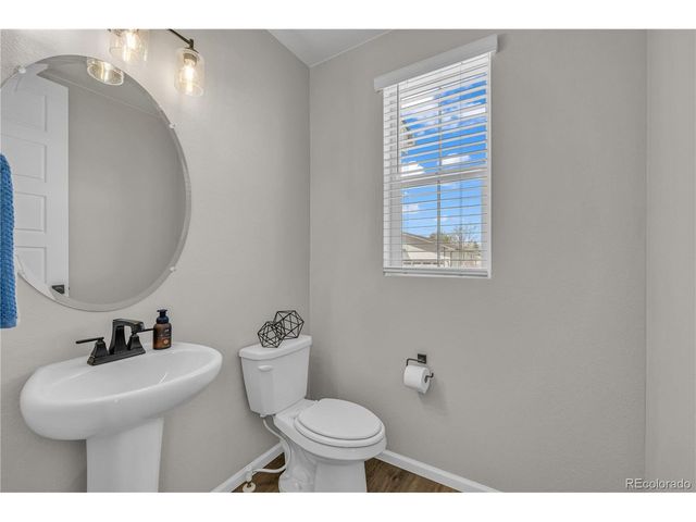 5240 Routt Ct B, Arvada, CO 80002