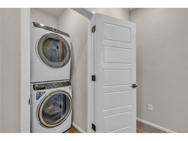 5240 Routt Ct B, Arvada, CO 80002