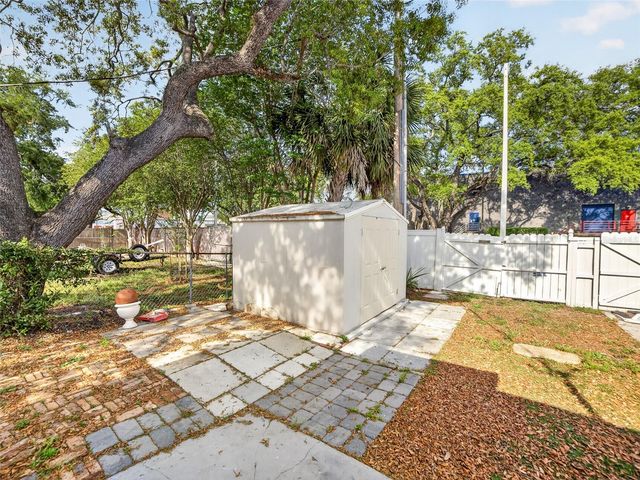 10119 N ASHLEY STREET, Tampa, FL 33612