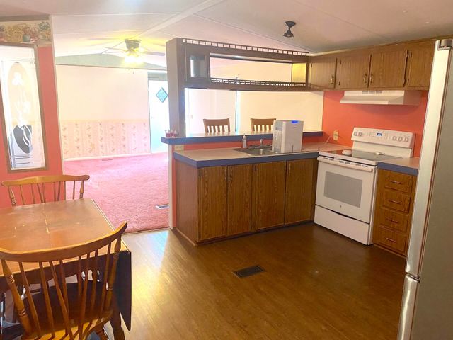 370 Town View Estates, Jamestown, KY 42629