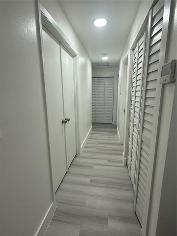 3037 NW 92nd Ave, Coral Springs, FL 33065