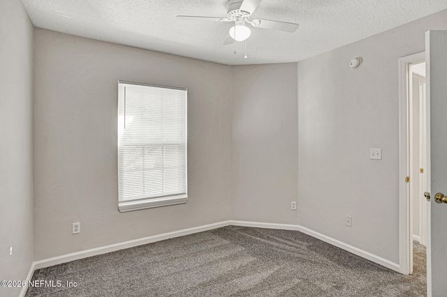 1892 BISCAYNE BAY Circle, Jacksonville, FL 32218