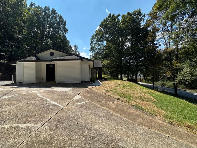 9506 Fuller Road, Chattanooga, TN 37421