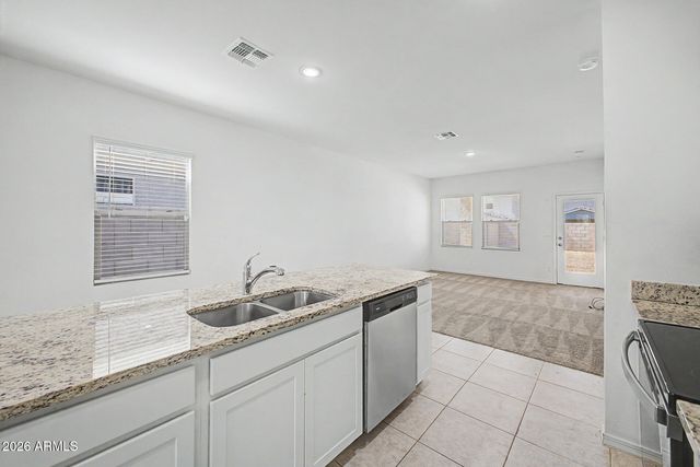 6070 E HELIOS Drive, Florence, AZ 85132